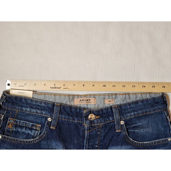 Ariat Ultra High Rise Tomboy Straight Jeans Size 30 Short Raw Hem NWT - Picture 3 of 10